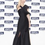 ダレノガレ明美が第31回 日本 メガネ ベスト ドレッサー賞 サングラス部門はを受賞！60本近いサングラスを使いこなすファッショニスタ！