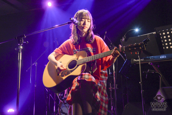 【ライブレポート】内田珠鈴、井上苑子と選んだギターで『花火』弾き語り！12月には4thワンマンも決定！！