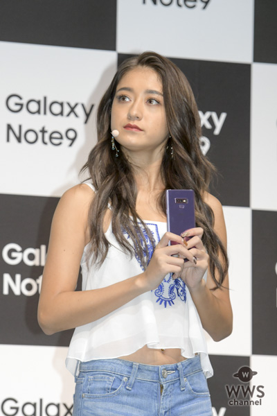 池田美優がセクシーな“腹チラ衣装”で「Galaxy Note9 発売記念イベント」に出席！