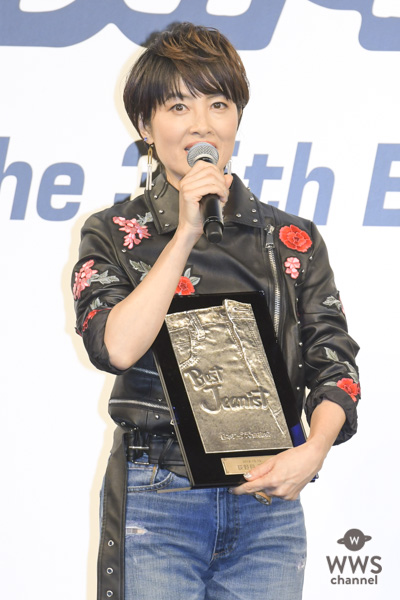 荻野目洋子が「第35回ベストジーニスト2018」を受賞！『ダンシング・ヒーロー』で喜びを体現！！