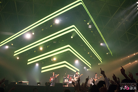 【ライブレポート】Base Ball Bear (ベースボールベアー)がEARTH STAGEに登場！COUNTDOWN JAPAN 14/15