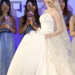モデルのダコタ・ローズがウェディングドレス姿で「TOITA Fes」（戸板フェス）のランウェイに登場！＜TOITA Fes 2018 -SIRIUS−＞