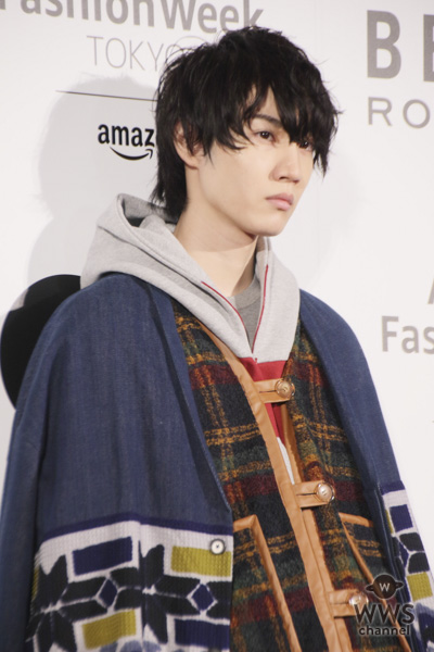 小関裕太、桜田通らがレッドカーペットをクールにランウェイ！＜「第31回東京国際映画祭/FASHION GALA」＞