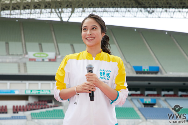 約1500人の前で広瀬アリスがスターターにチャレンジ！「明治安田生命 Jリーグウォーキング in SAITAMA」開催レポート