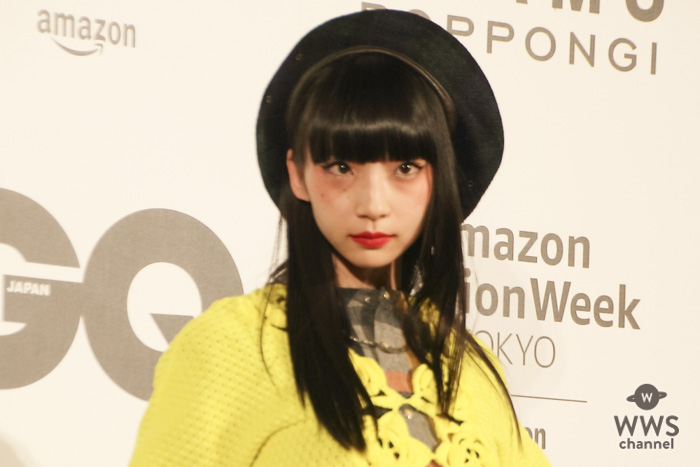 NGT48・荻野由佳が『FASHION GALA』の特設ランウェイに登場！東京国際映画祭のレッドカーペットを堂々とウォーキング！