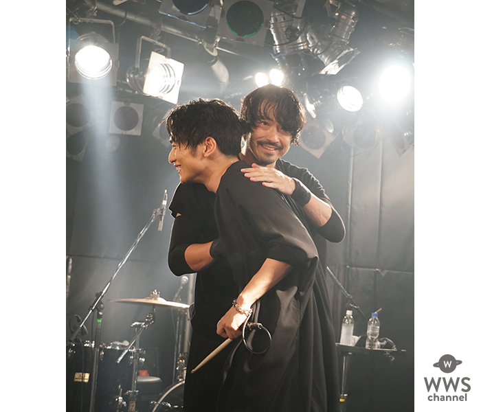 SKY-HI & 金子ノブアキ 圧倒的共演！SKY-HIライブハウスツアー「Round A Ground 2018」地方ファイナルに金子ノブアキがサプライズ出演！
