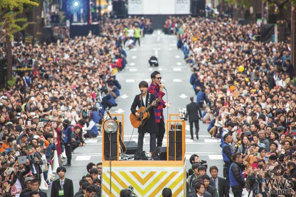 コブクロ、結成の地 大阪で過去最大のストリートライブ！！