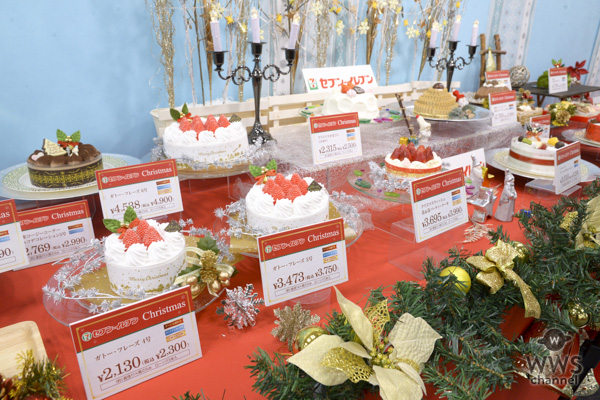 元ベイビーレイズJAPAN・傳谷英里香が可愛すぎる白サンタコスで、クリスマスケーキを食レポ！