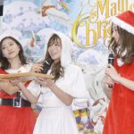 元ベイビーレイズJAPAN・傳谷英里香が可愛すぎる白サンタコスで、クリスマスケーキを食レポ！