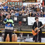 コブクロ、「ベストヒット歌謡祭」 大阪・道頓堀 船上ライブ収録に5000人が騒然！！