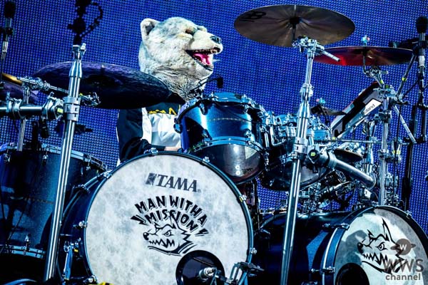 MAN WITH A MISSION、超満員45,000人の阪神甲子園球場でツアーファイナル開催！