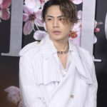 三代目JSB・登坂広臣が白のロングコートでDIOR（ディオール）メンズショーに華麗に来場！＜ディオール メンズプレフォールショー＞