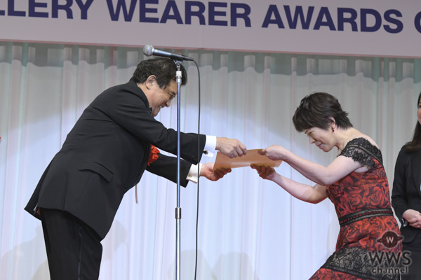 森昌子が「第30回日本ジュエリーベストドレッサー賞」を受賞！「女性は60歳からが勝負」と抱負を語る！！