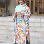 女優・川栄李奈、飯豊まりえらが鮮やかな晴れ着姿で撮影会に登場！