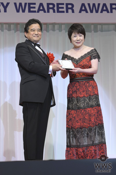 森昌子が「第30回日本ジュエリーベストドレッサー賞」を受賞！「女性は60歳からが勝負」と抱負を語る！！