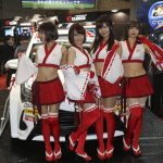 九条ねぎ、羽生ゆからがCUSCOブースに巫女風衣装で登場！＜東京オートサロン2019＞