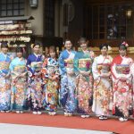 女優・川栄李奈、飯豊まりえらが鮮やかな晴れ着姿で撮影会に登場！