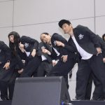 吉本坂46が初の握手会を開催！3,000人の観客を前にミニライブを開催！！