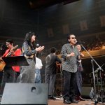 【ライブレポート】J-WAVE・トーキョーギタージャンボリーアンコールに、出演者7名全員が登場！大歓声の中で『夢の中へ』を歌い上げる！＜30th J-WAVE TOKYO GUITAR JAMBOREE＞