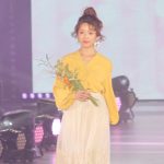 舟山久美子、春の香りを漂わせ可憐にランウェイを闊歩！＜関西コレクション2019 S/S＞