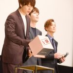 SUPERNOVA・ユナク、エア壁ドン披露に照れ「カッコつけて帰ろうと思ってたのに」！『L♡DK』舞台挨拶に登場！