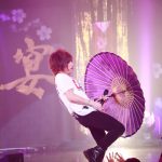 ゴールデンボンバー・鬼龍院翔が『-遊喜宴楽- Special Pre Party』で『女々しくて』をソロで歌い上げる！