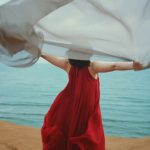 長澤まさみ、朝霧の海辺で幻想的な世界を演出！出光の新CMに起用！！