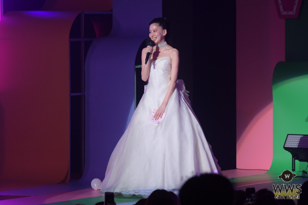 河北麻友子、涙のViVi卒業セレモニー！「自信が持てたのはViViのおかげ」＜ViVi Night in TOKYO2019＞