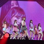 IZ*ONE（アイズワン）宮脇咲良、熱狂の日本武道館ファンミで「もっと大きいステージで会いたい」と意欲！