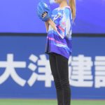 E-girls / Happiness・楓が人生初のセレモニアルピッチ（始球式）でノーバン！