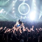 MAN WITH A MISSION（マンウィズ）、初のアリーナツアーに窪田正孝ら、月9「ラジハ」キャストがサプライズ登壇！