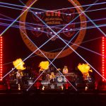 MAN WITH A MISSION（マンウィズ）、初のアリーナツアーに窪田正孝ら、月9「ラジハ」キャストがサプライズ登壇！