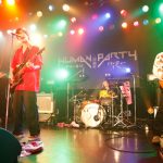 パノラマパナマタウン、"情熱とユーモア" リリースツアーを完走！「今日もこれ以上の夜はない」