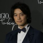 【動画】斎藤工がアルマーニ「クルーズコレクション」に来場！