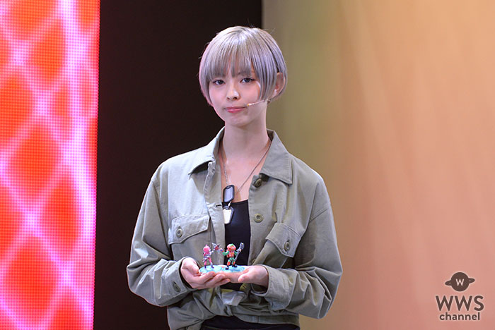 最上もが、プレイヤー2億人の人気ゲーム「フォートナイト」を実演！「東京おもちゃショー2019」タカラトミーブースに登場！