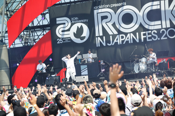 【ライブレポート】SKY-HIが、全身全霊を注ぐパフォーマンスでLAKE STAGEに登場！＜ROCK IN JAPAN FESTIVAL 2019＞