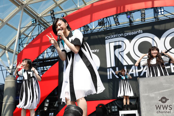 【ライブレポート】私立恵比寿中学が結成10周年の記念日となる日に、満を持してLAKE STAGEでパフォーマンス！＜ROCK IN JAPAN FESTIVAL 2019＞