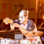 ゴールデンボンバーがヒット曲『女々しくて』で、花火打ち上げのカウントダウンを成功させる！＜2019 神宮外苑花火大会＞