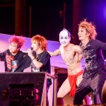 ゴールデンボンバーがヒット曲『女々しくて』で、花火打ち上げのカウントダウンを成功させる！＜2019 神宮外苑花火大会＞