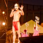 ゴールデンボンバーがヒット曲『女々しくて』で、花火打ち上げのカウントダウンを成功させる！＜2019 神宮外苑花火大会＞
