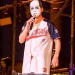 ゴールデンボンバーがヒット曲『女々しくて』で、花火打ち上げのカウントダウンを成功させる！＜2019 神宮外苑花火大会＞
