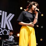 【ライブレポート】家入レオ、多彩なセットリストで観客を魅了！シンガーソングライターという枠だけにとどまらない可能性を見た＜ROCK IN JAPAN FESTIVAL 2019＞