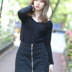 竹内舞がクールな表情で登場！「目標は武道館でライブをすること。女優としても確立していきたい。」