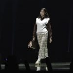 乃木坂46・齋藤飛鳥、欅坂46・小林由依がWEGOのステージに登場！＜東京ガールズコレクション(TOKYO GIRLS COLLECTION)2019 A/W＞