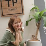 【写真特集】村重杏奈(HKT48)がツインプラネットに本契約で満面の笑顔で登場！