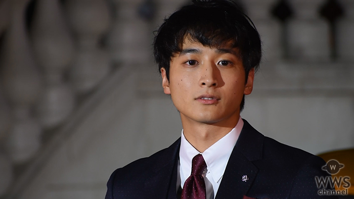【動画】小関裕太がスタイリッシュなスリーピースのスーツで登場！＜harper by Harper's BAZAAR×CR Japan 1周年パーティ＞