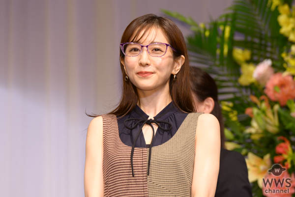 フリーアナウンサー田中みな実が「第32回 日本 メガネ ベスト ドレッサー賞」特別賞を受賞！「ファッションの一部としても楽しんでいます」