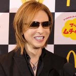 【動画】X JAPAN YOSHIKIの食は「ワインと薔薇とてりやきマックバーガー」！？