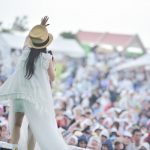 島谷ひとみ、名曲「亜麻色の髪の乙女」を美声で歌い上げ会場を魅了！＜ドゥシフェス2019＞