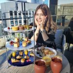 【写真特集】つぼみ大革命・ 吉岡久美子、杉山優華が銀座で食レポに挑戦！GICROS GINZA GEMSがオープン！